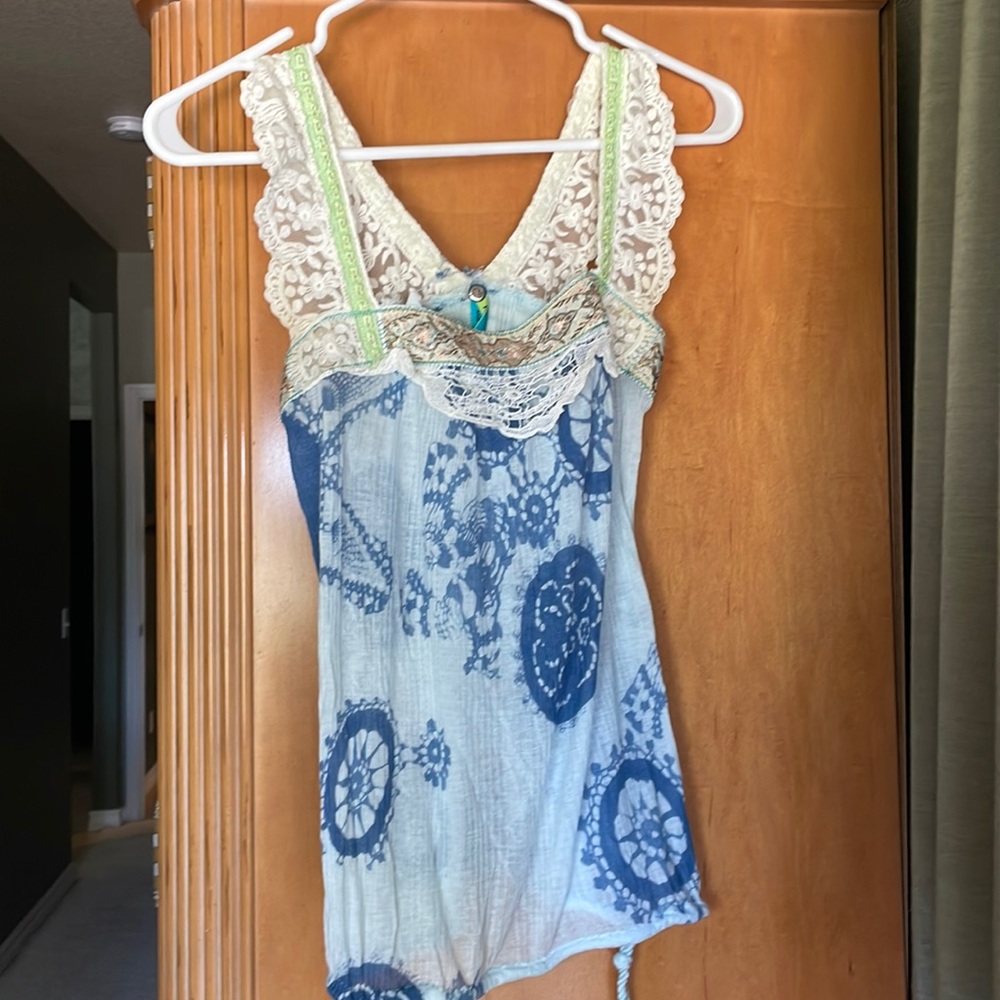 Vintage Free People bohemian blouse with lace details